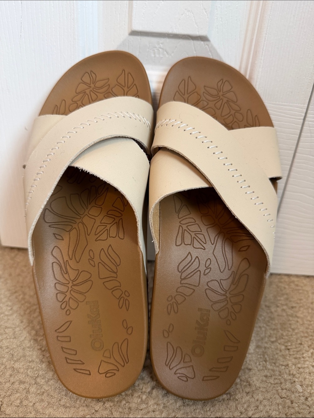 Very good used Women's OluKai® Kipe'a 'Olu Sandals size 8